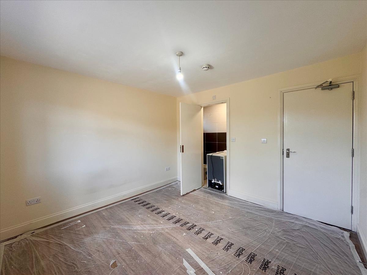 Property Image fbca6d09-7ff2-4ffd-95a5-33b8ed1ca92c