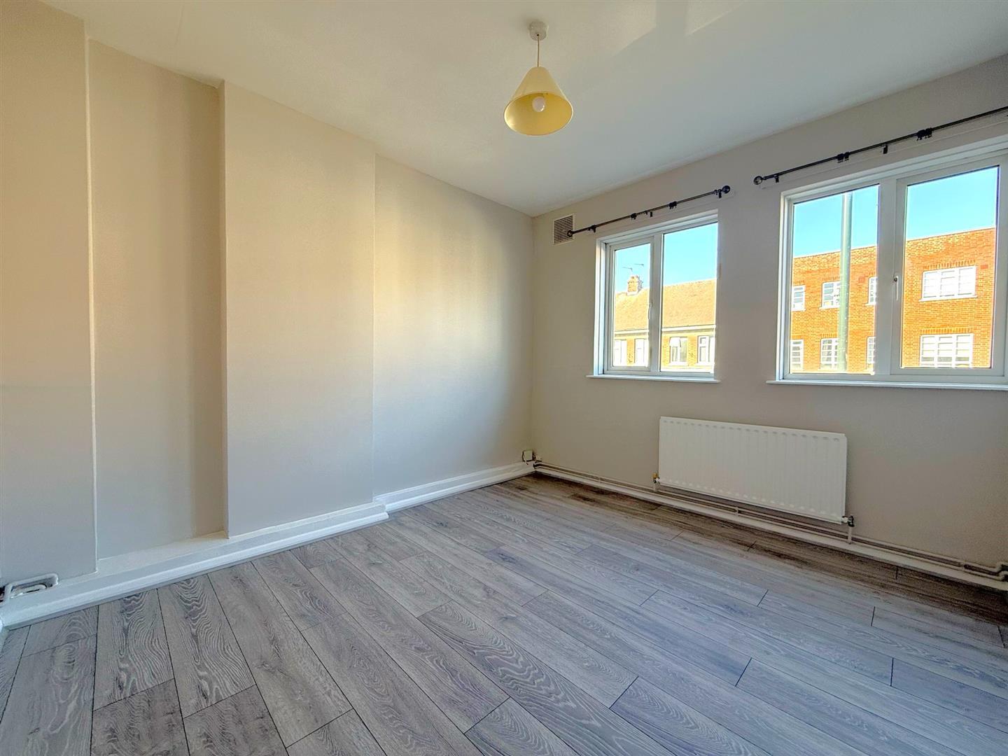 Property Image fbd6d117-05cd-40ea-9497-606c584eafee
