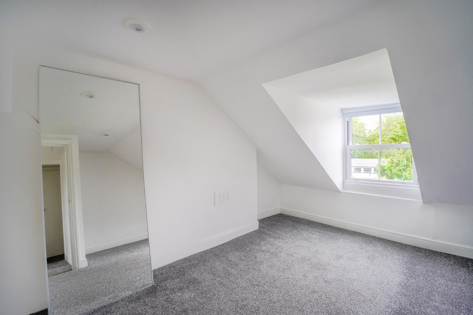 Property Image fbda0cf8-86f2-493f-9a58-846dd766f425