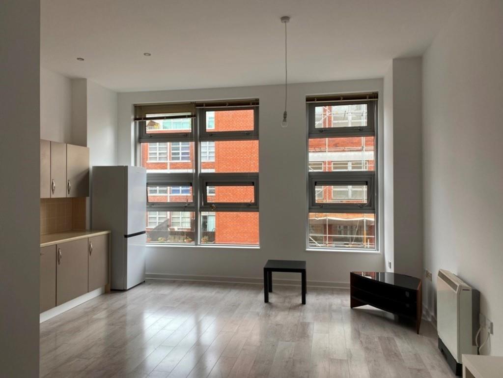 Property Image fbdb2e32-f6b0-4135-911c-f3635ea7ef95