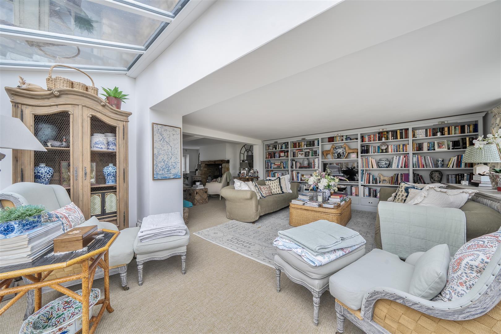 Property Image fbe4ed71-2dd9-48e4-a727-b6c45219f726