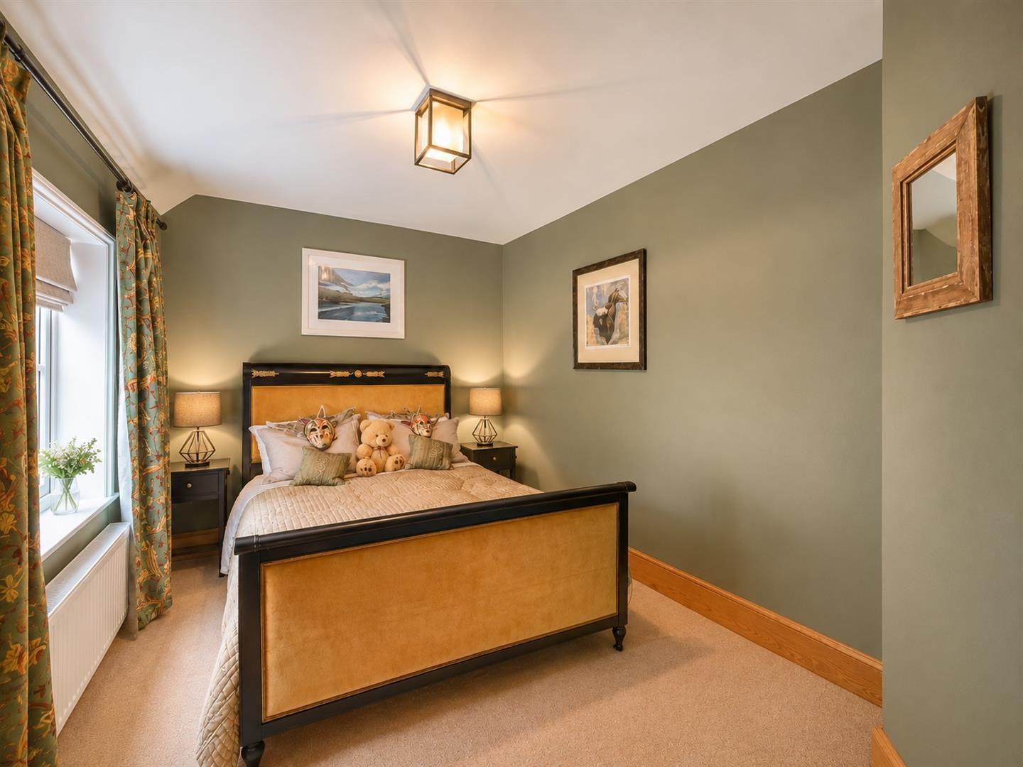 Property Image fc230f6f-5a7b-41a3-a263-a08372e3279c