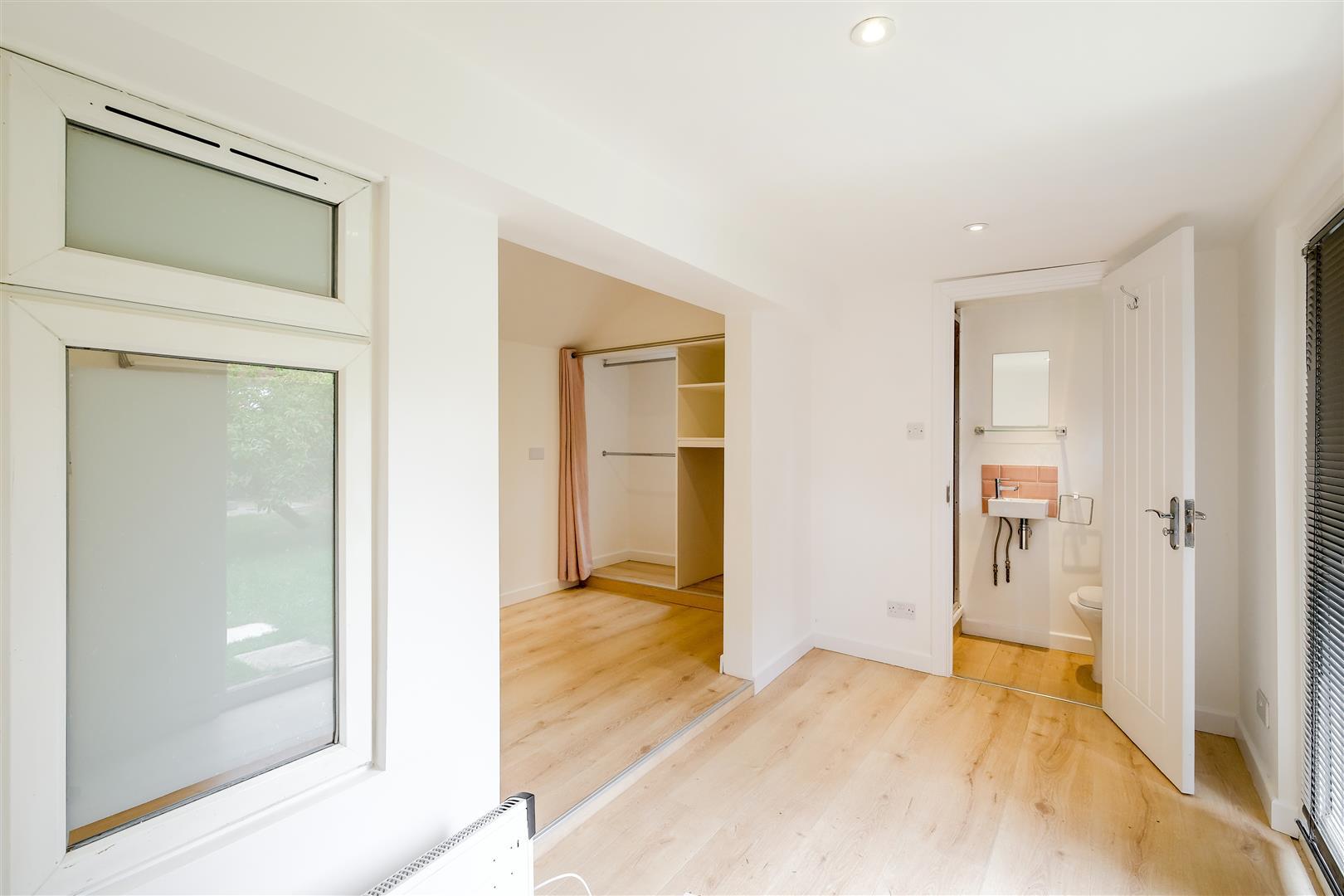 Property Image fc3c5ecc-e0b6-4e93-99a2-f0cd0effec0c
