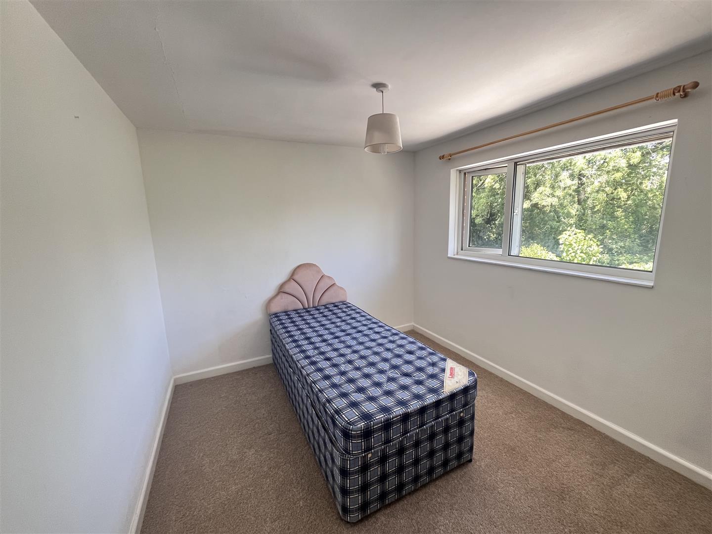 Property Image fc3ece91-747c-4992-a631-4386390875f3