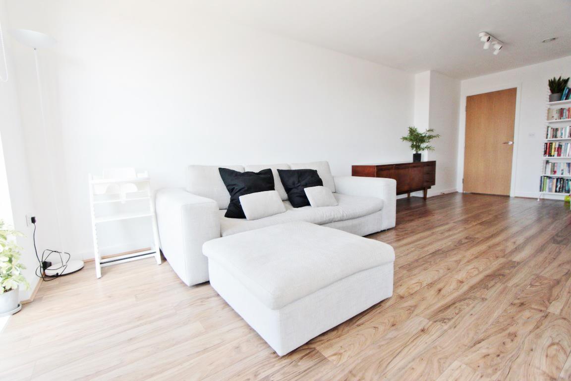 Property Image fc43bd9e-4d59-49d3-9119-e52d8c2af1ab