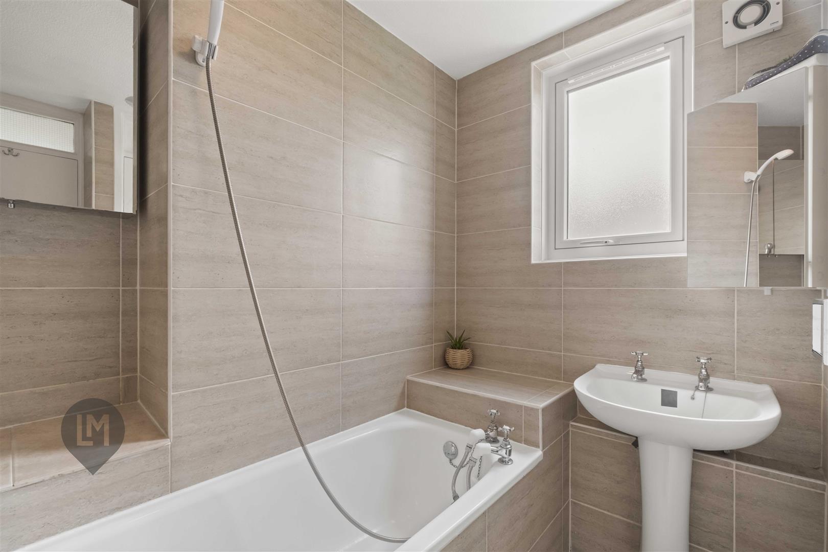 Property Image fc451591-ead3-4347-85fd-28a201a0544e