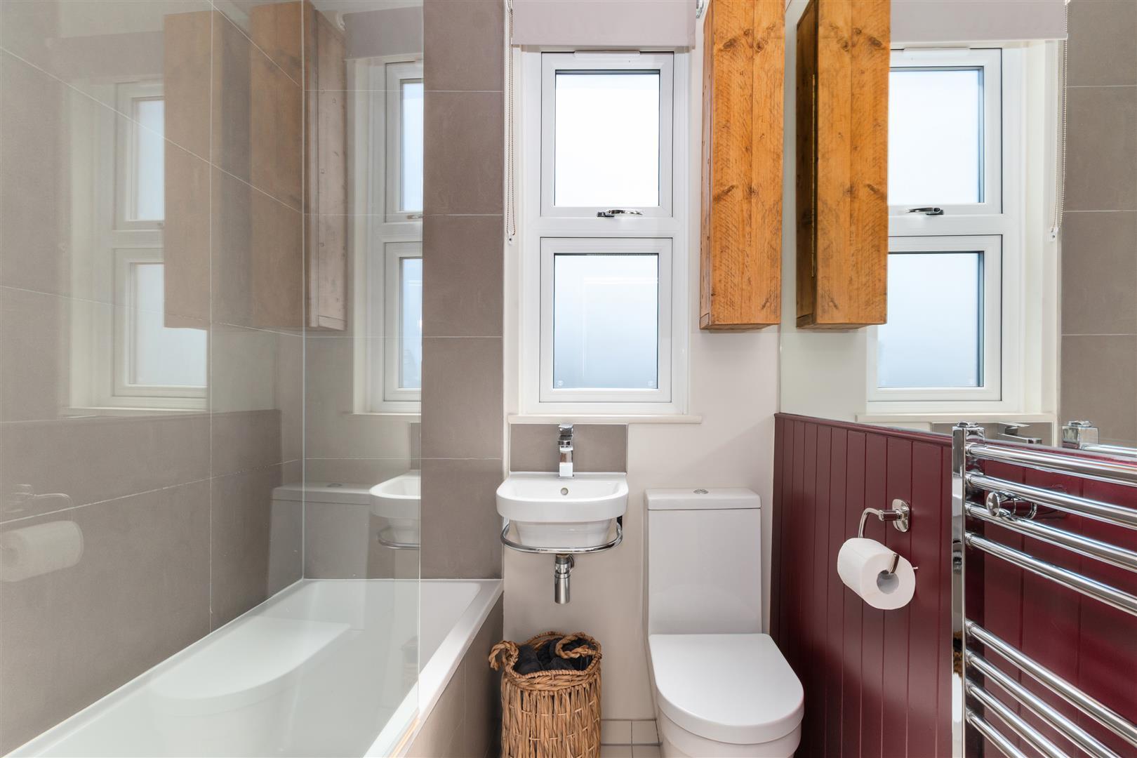 Property Image fc5027e7-8c9c-488c-9a02-111ea18ddc4c