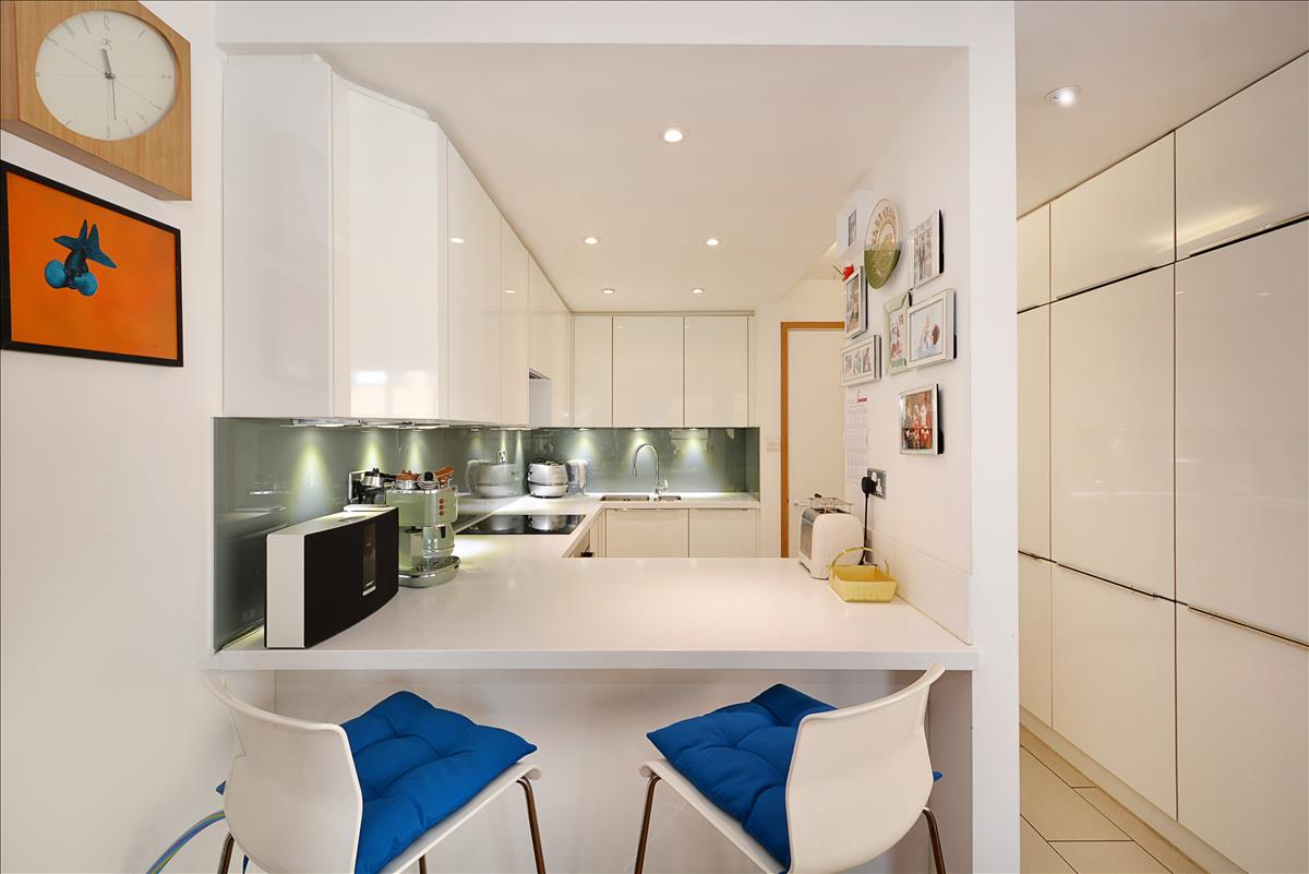 Property Image fc6a1a9e-d4d3-45d8-a153-c8c88ec523ec