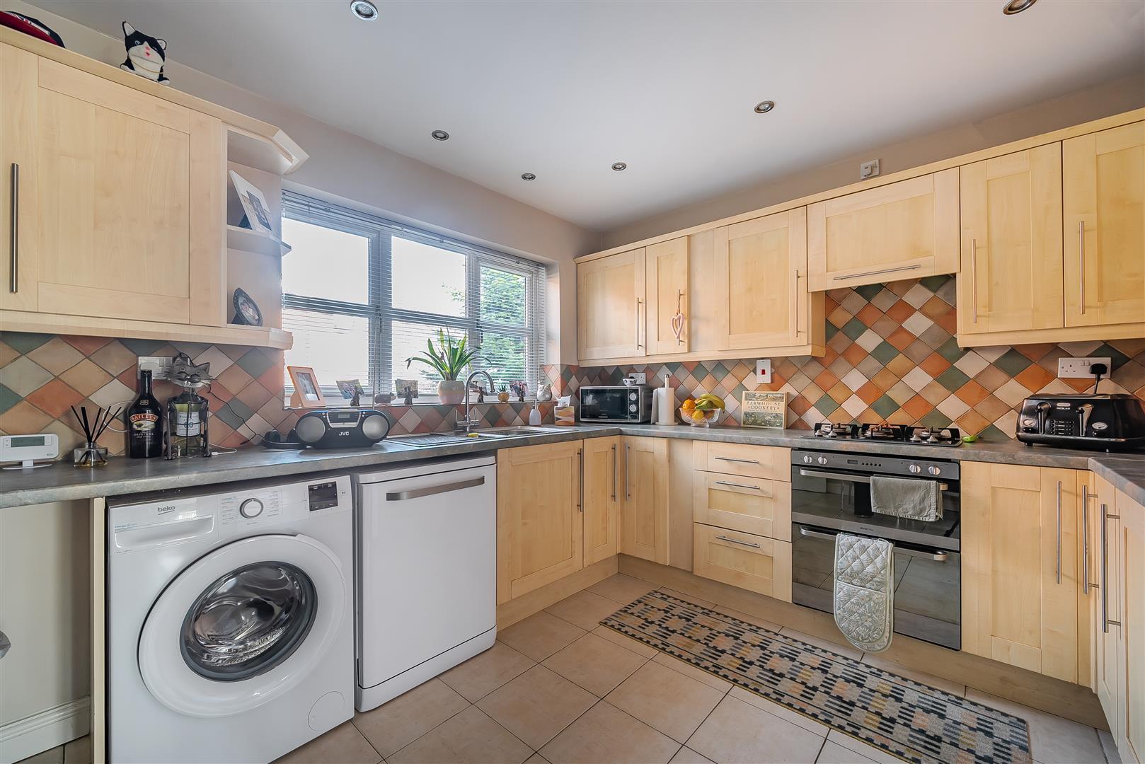 Property Image fc81586b-6050-42b4-a645-6bbbd45278e8