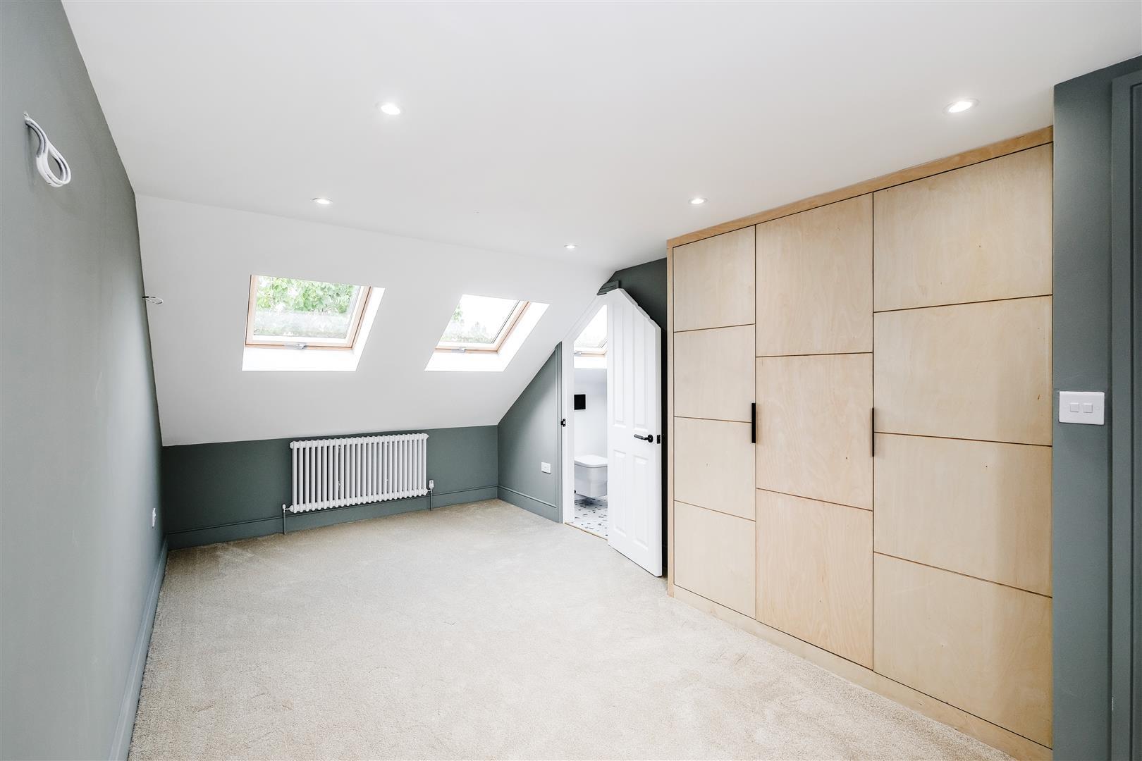 Property Image fc9ede03-0e47-4c6e-b9ee-3e4f1b831793