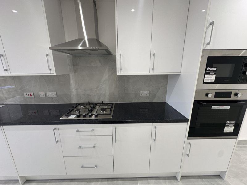 Property Image fca5e97e-5986-4fc4-a544-9d9ef50a5804