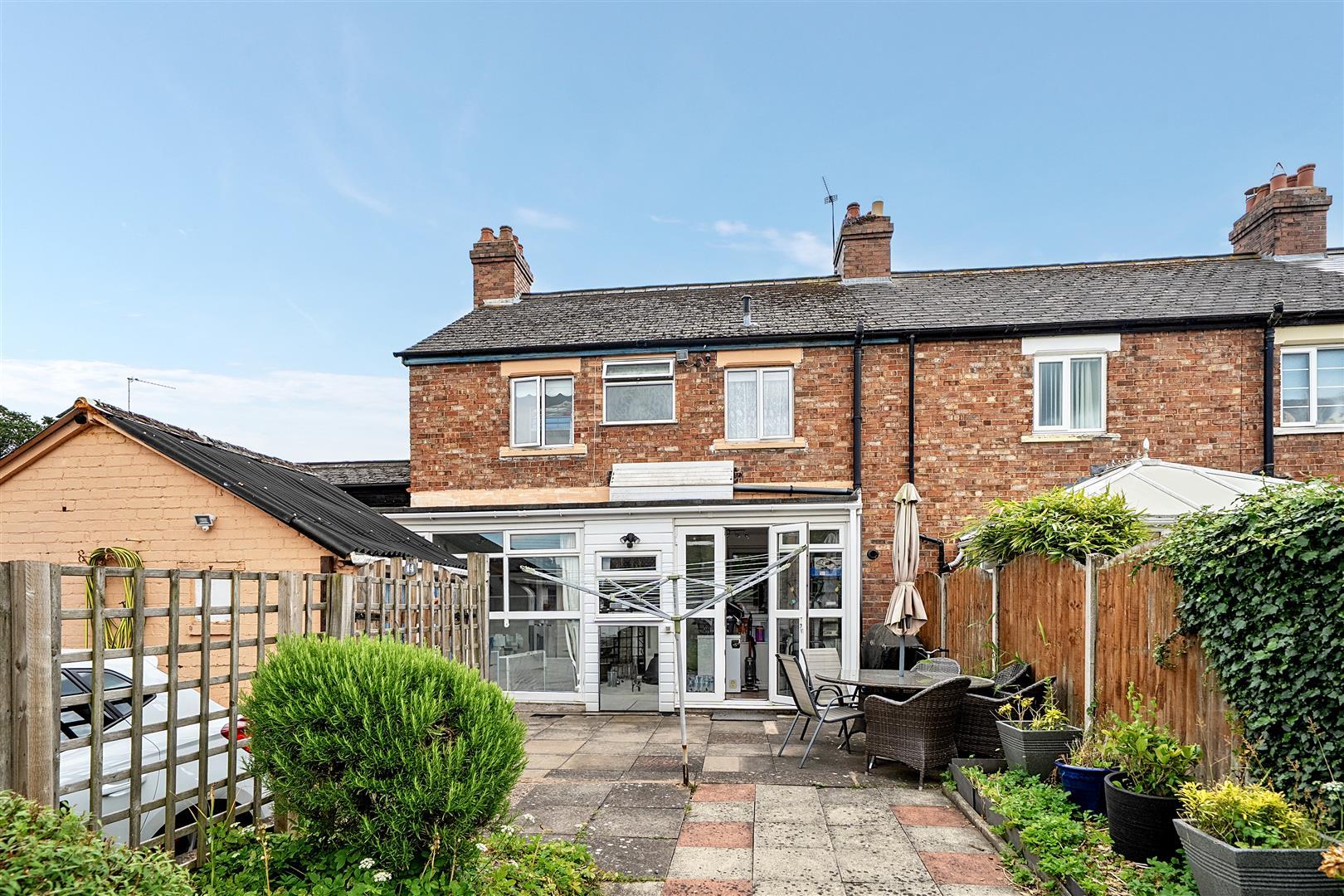 Property Image fca7d754-1ffa-44e5-ba3e-664a59d60af5