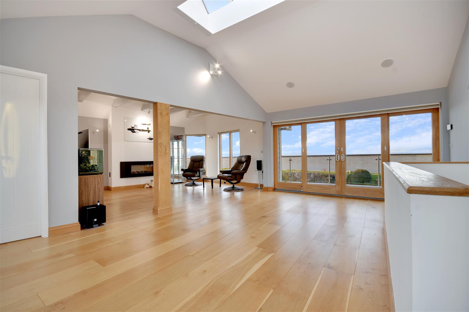 Property Image fcb6d55f-7a5c-4b55-8126-1733c6c4929c