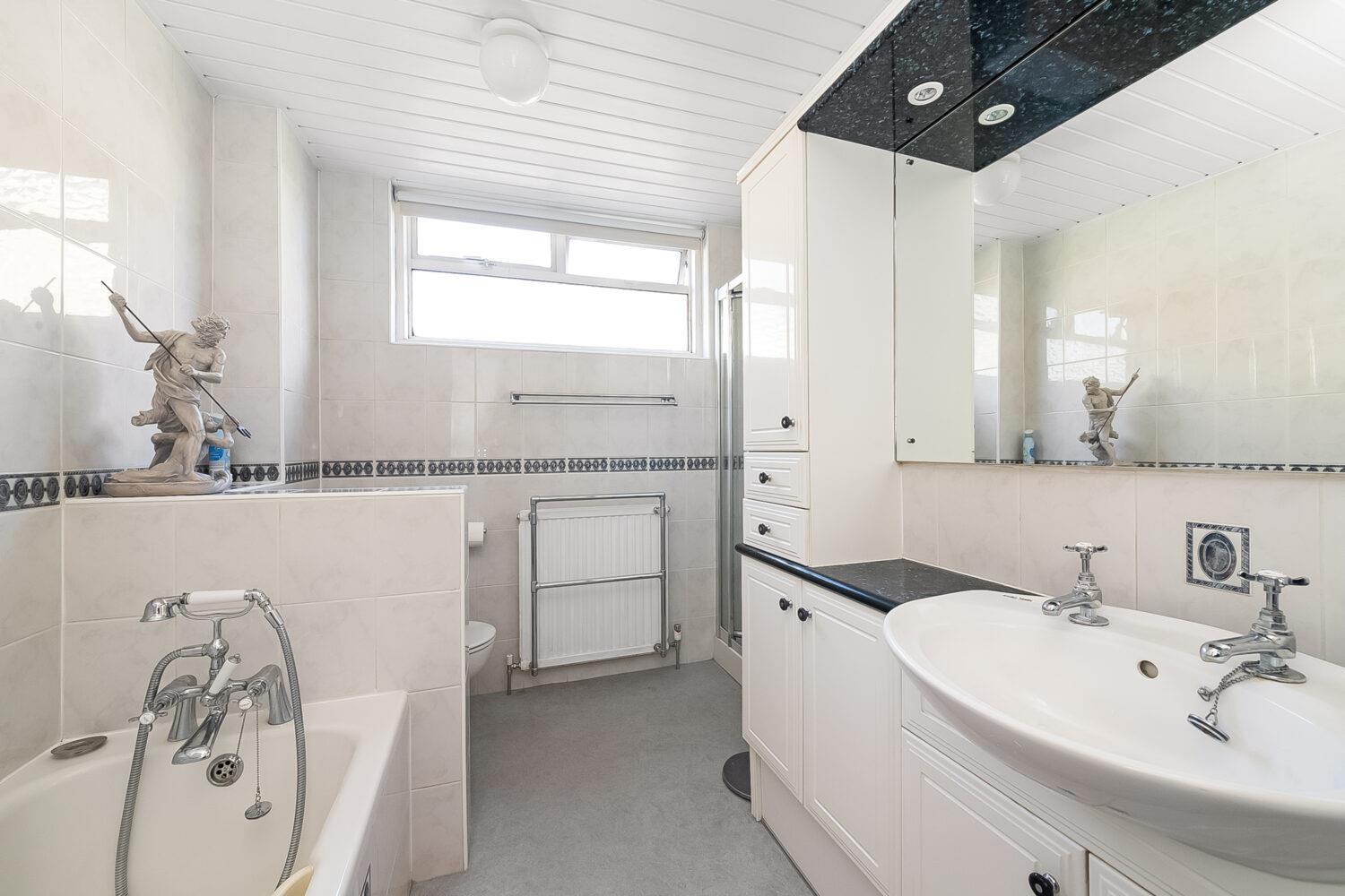 Property Image fcc57ccc-d0a7-497f-92e9-f02531fb5a85