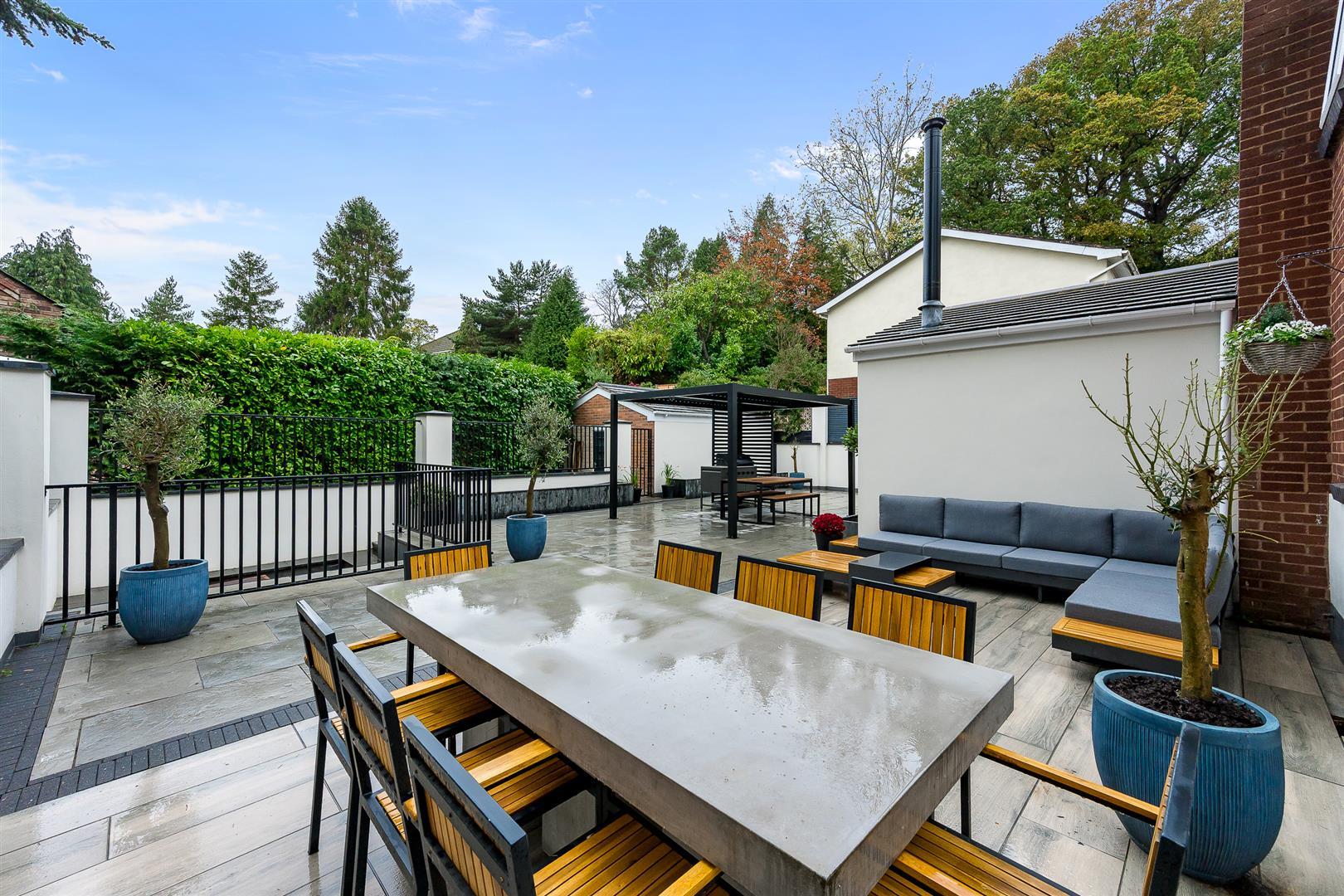 Property Image fcd07cc5-f2e7-44c8-8d8d-fca3172592c5