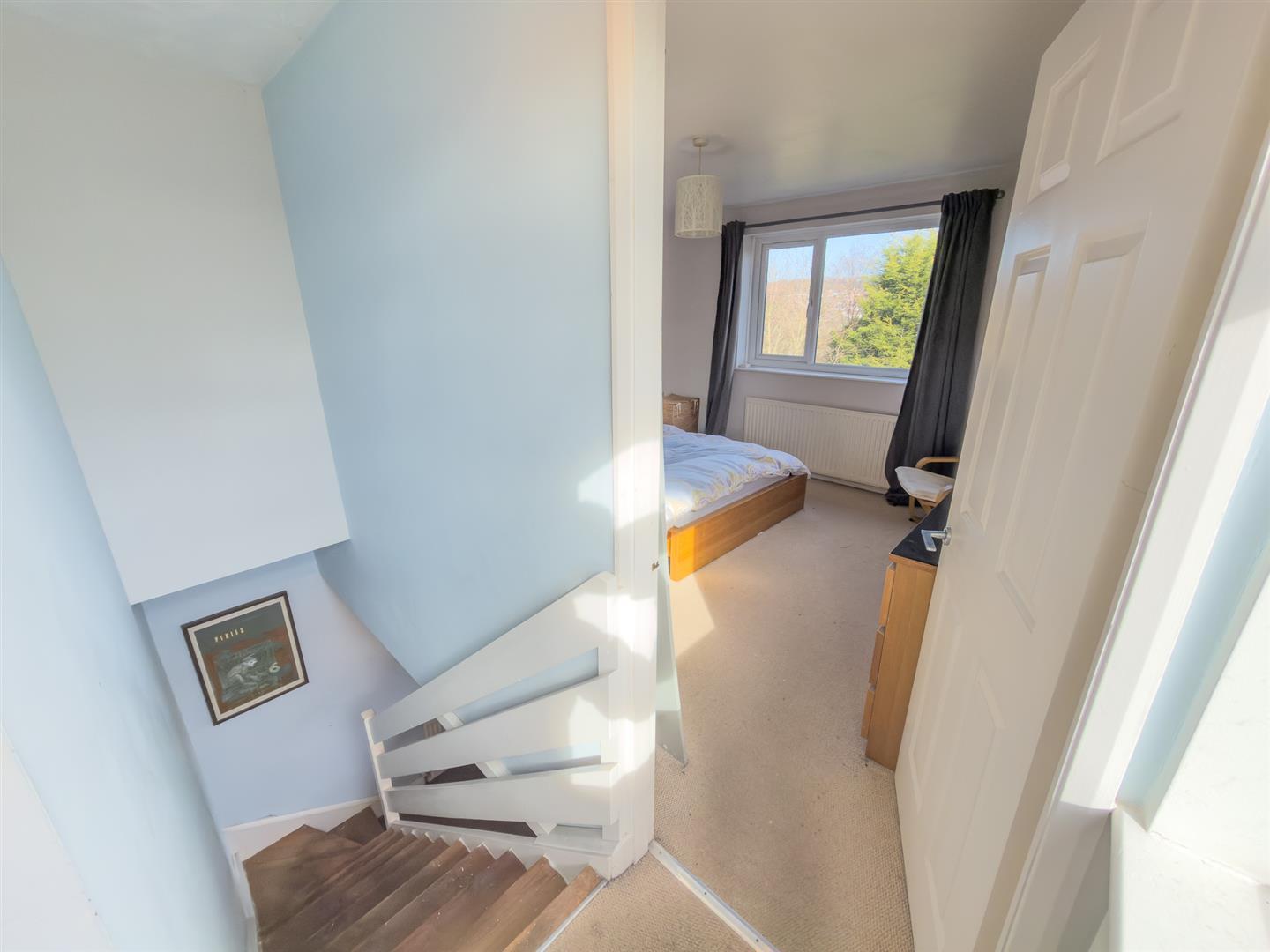 Property Image fd69ee69-5686-457e-9a87-664e0e27a86b