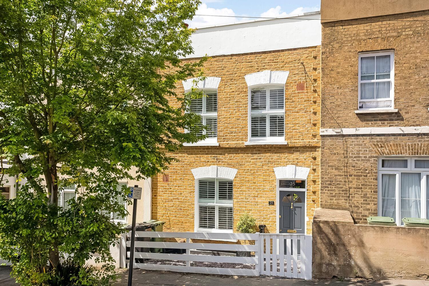 Property Image fd700305-6f0b-40d3-bdac-46b1e9ec562d