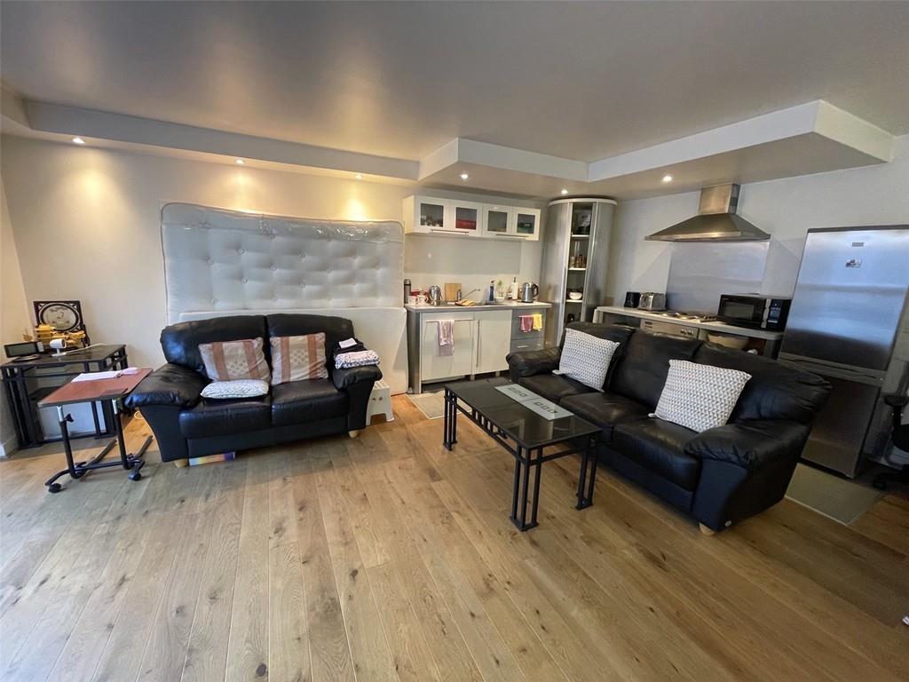 Property Image fd84c1c1-90de-4c5d-9609-24505cc054bc