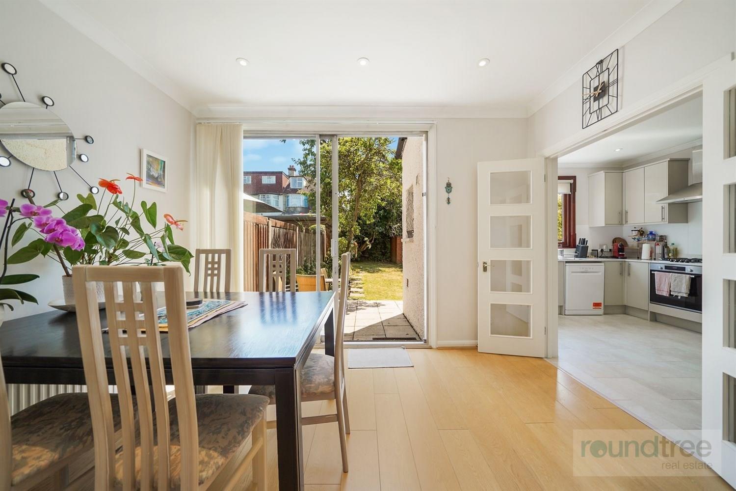 Property Image fd893ffa-a8b8-4c35-ad6f-69e3471c69a6