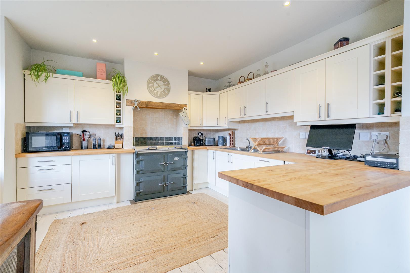 Property Image fda5ef9c-e3c9-46d6-8b73-0896c9476fb1
