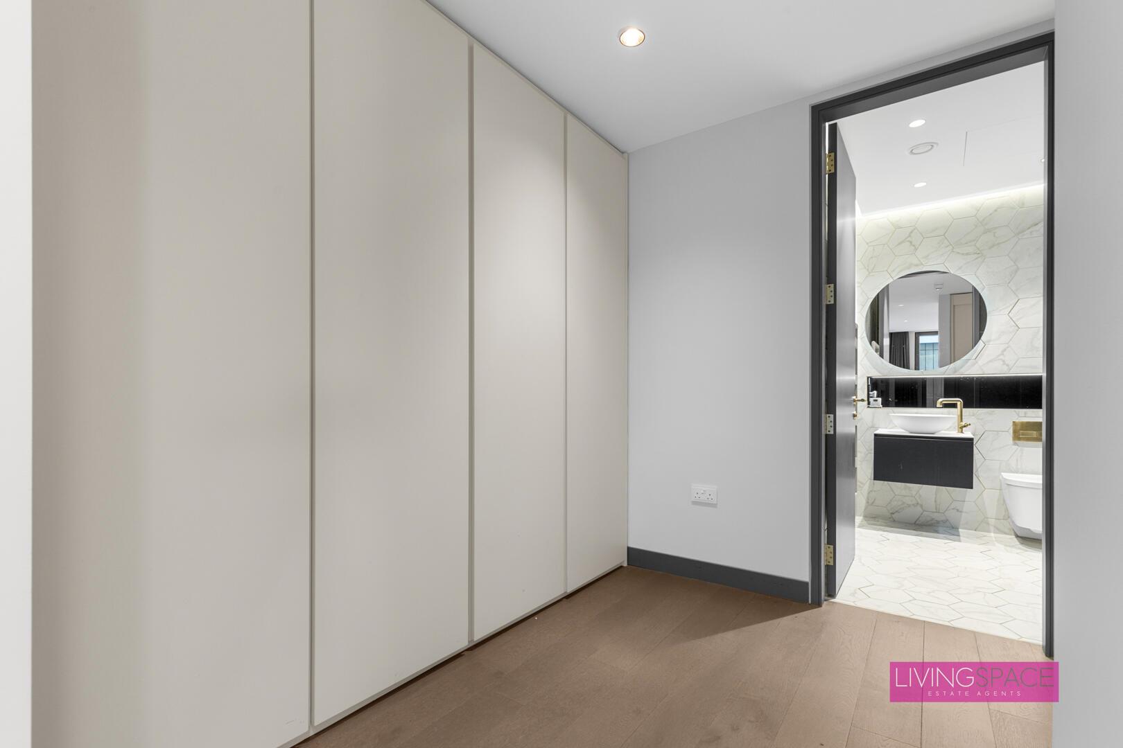 Property Image fdb7e35a-2c12-44c5-8afb-36535cad4d26
