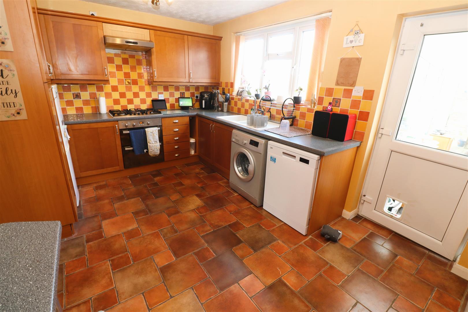 Property Image fdc0e010-1110-4b85-abd7-bb87ce45af3a