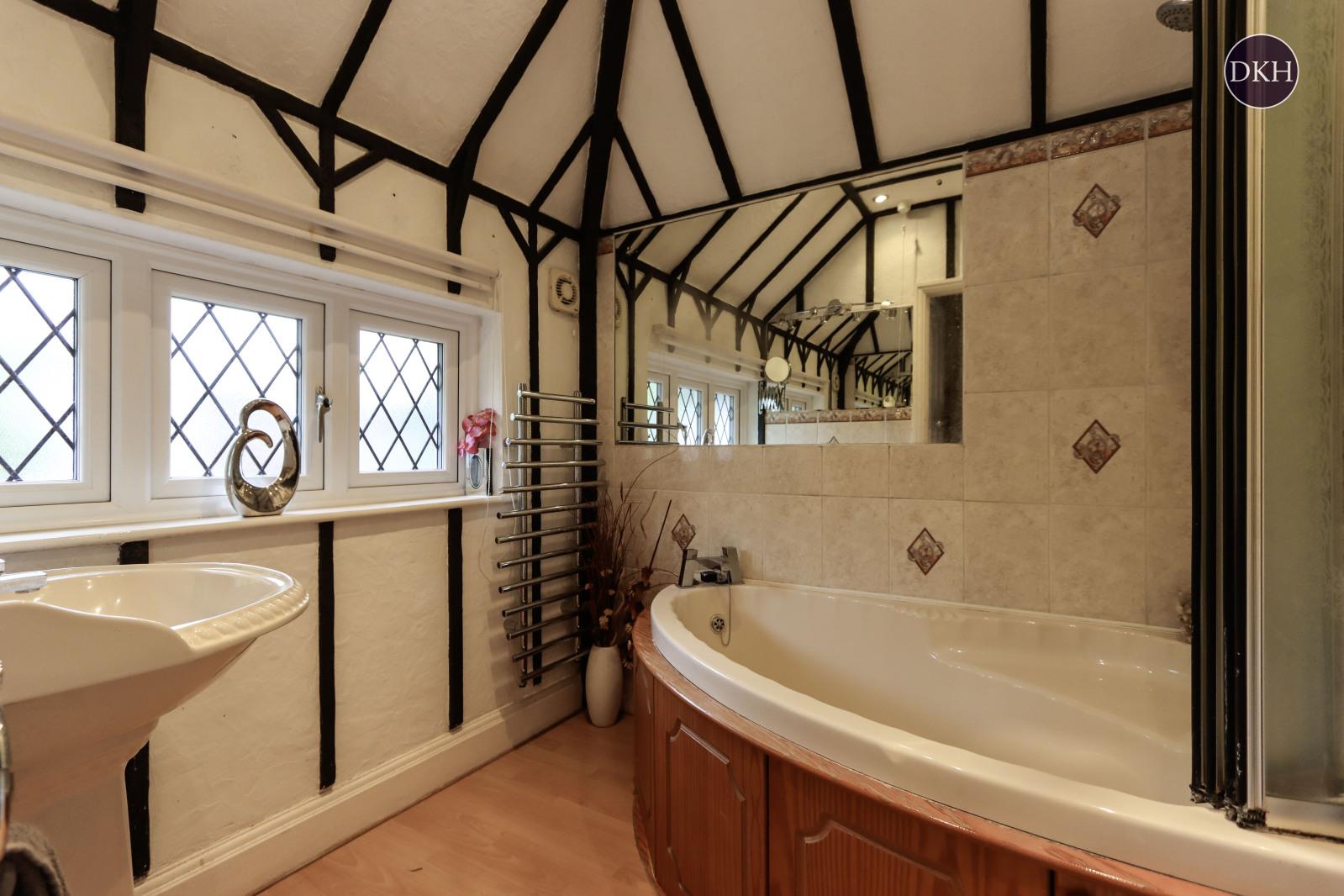 Property Image fdc2968b-bedd-446f-b32d-0b94e60cca42
