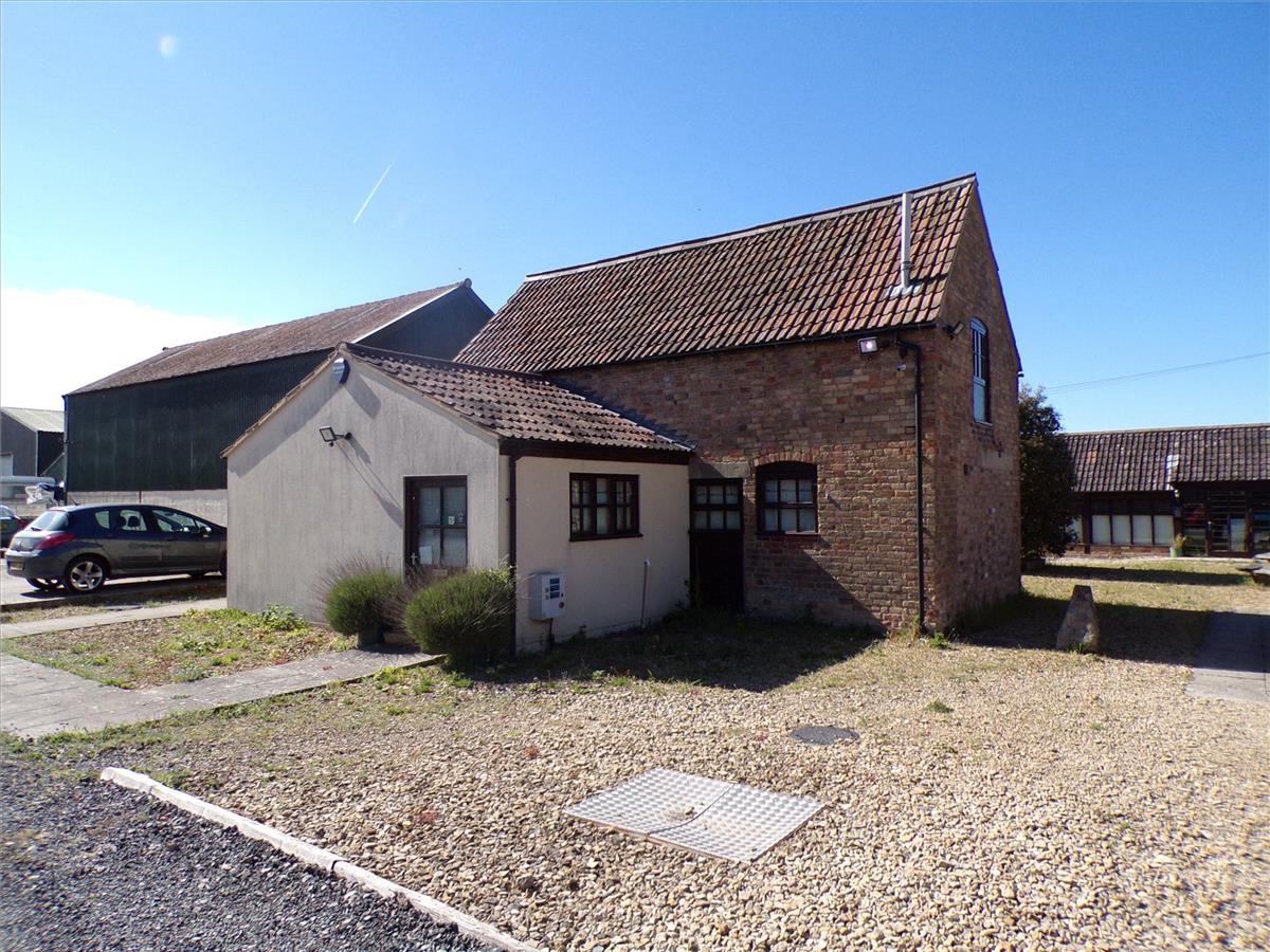 Property Image fdc73add-fd8a-411c-a80e-6255293b9ceb