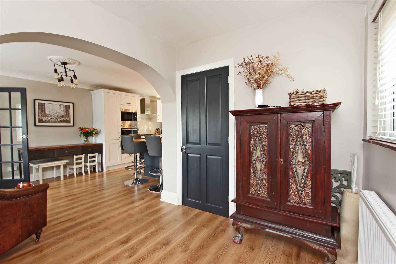 Property Image fde42da8-1c41-455e-803c-bea42b3b863b