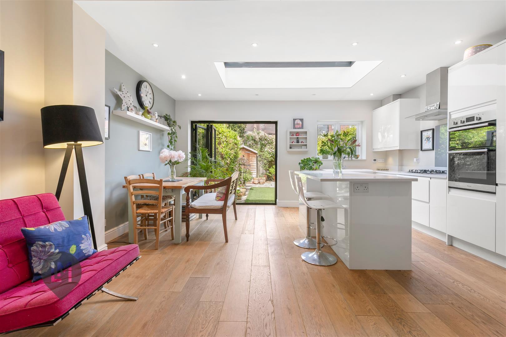 Property Image fde56028-2674-400d-bf52-0c23a7bc7cf2