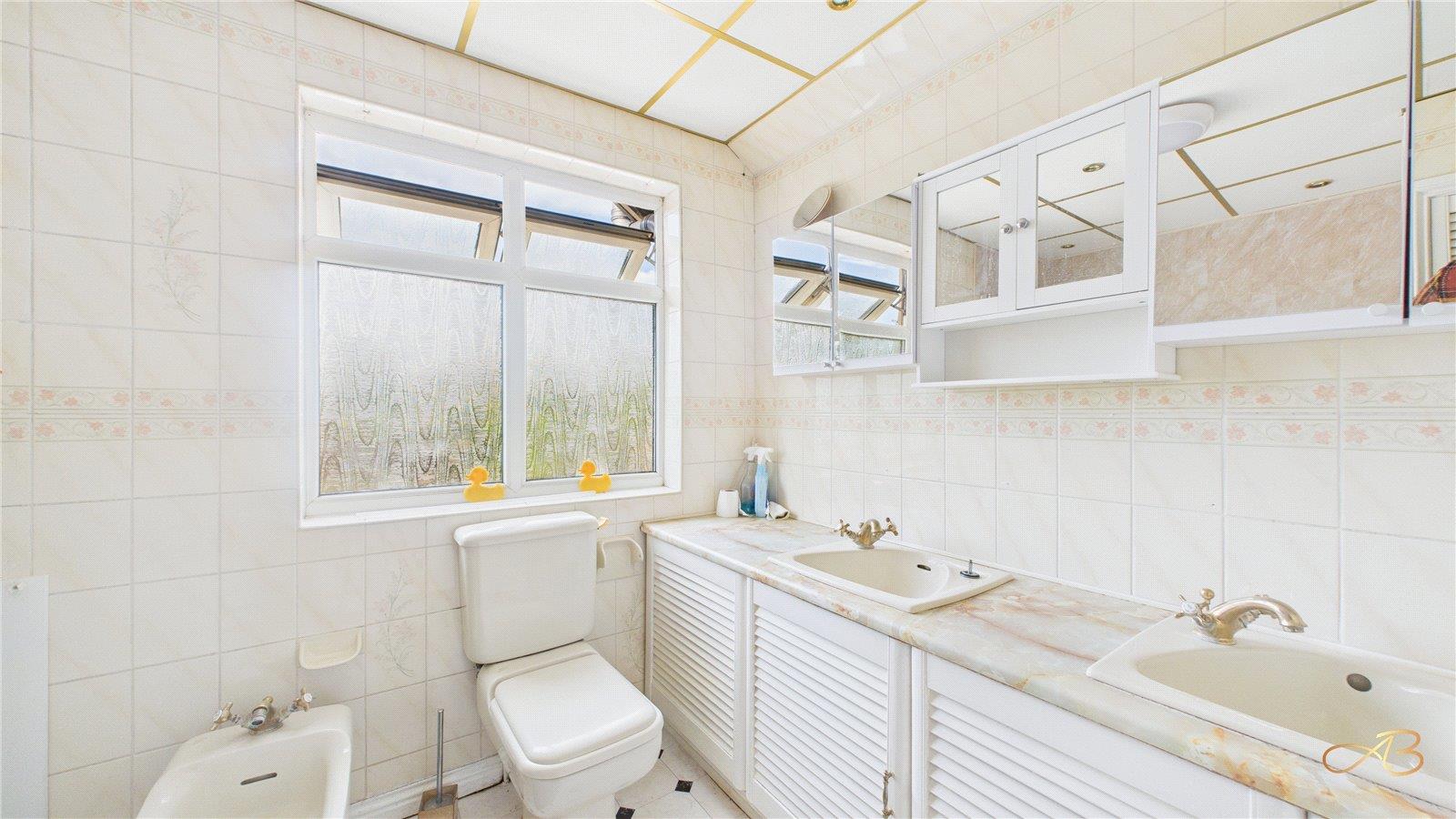 Property Image fdf6561e-1e82-4171-b764-ed5de859c430