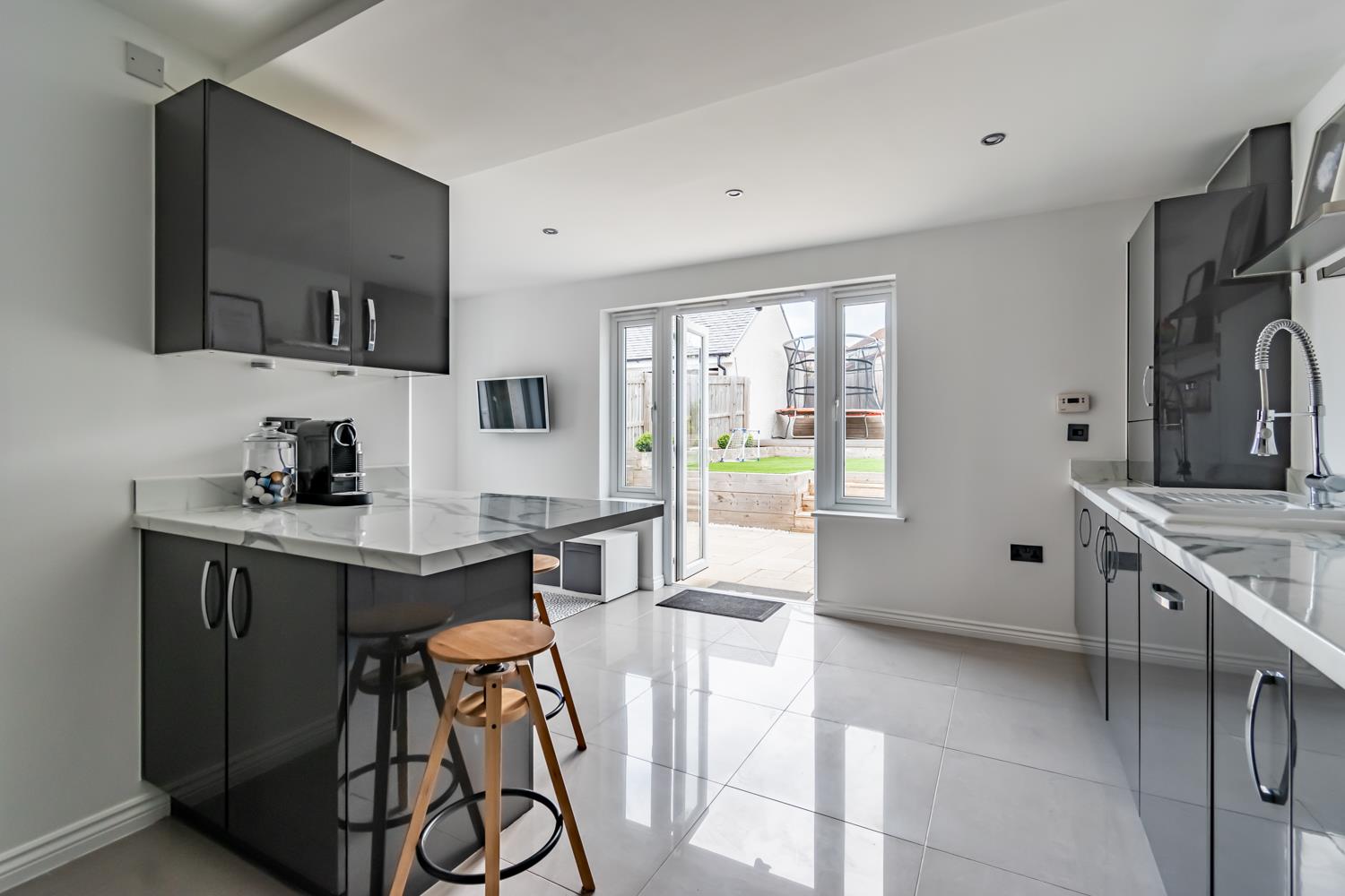 Property Image fdf7aa96-d8b5-43df-b49a-4b2edef29620