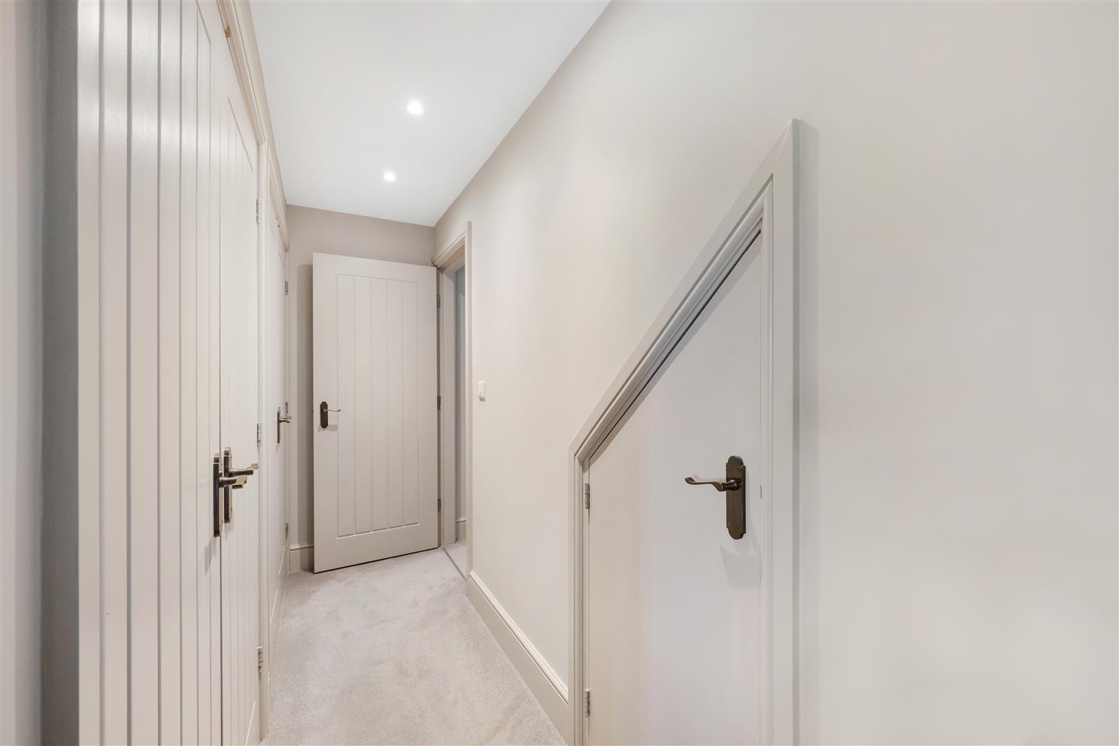 Property Image fe02d8b0-e36f-405b-8b27-09ec84dfb0b8