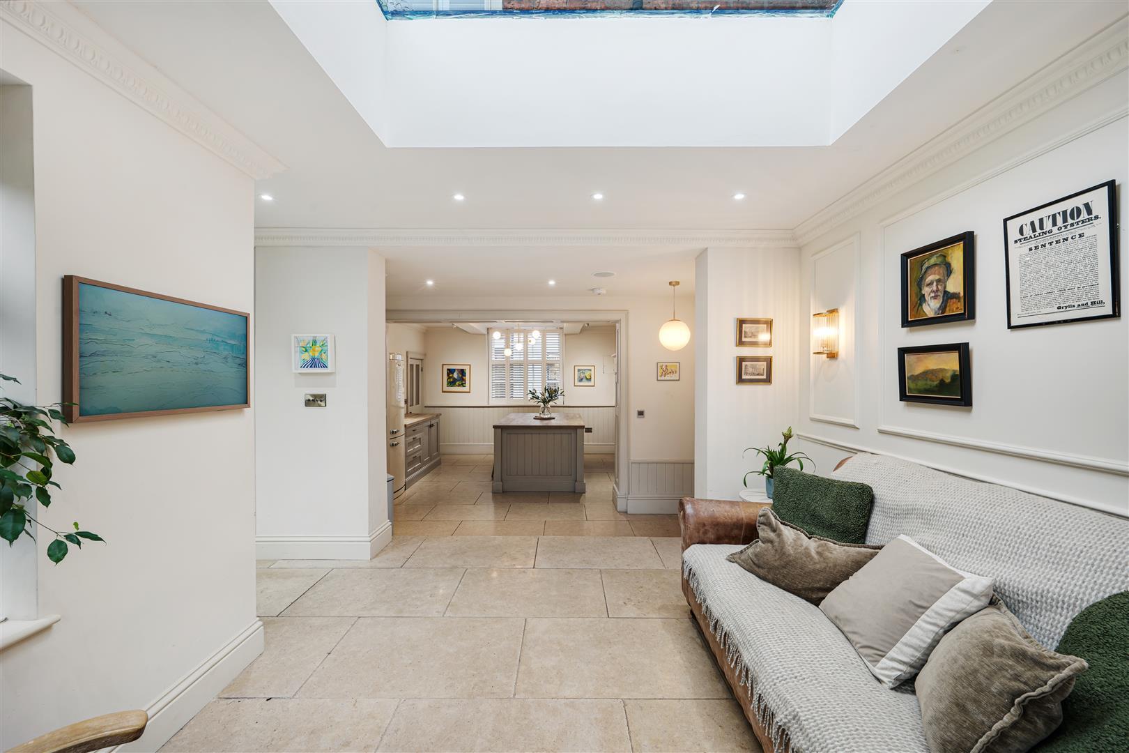 Property Image fe1e7045-84e5-499c-b1f9-6b2356138ce9