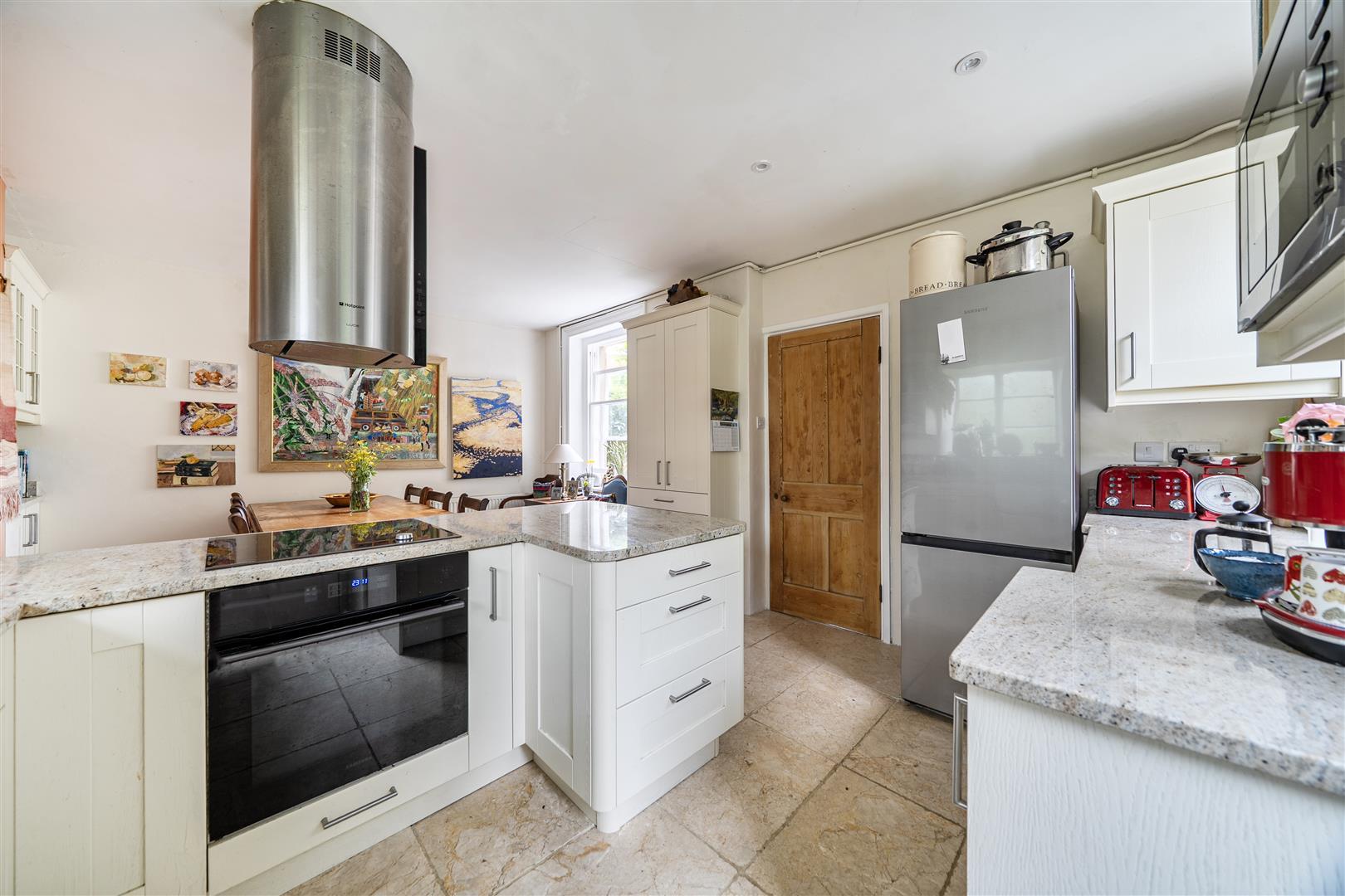 Property Image fe3554a3-4f83-40c3-82b9-9ad1adc43ee2