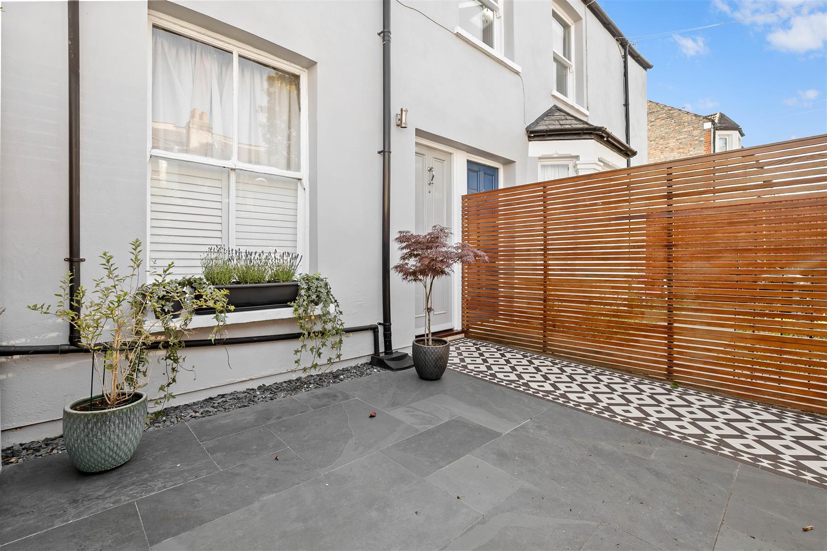 Property Image fe37a660-e5ec-487f-b530-69c055102852