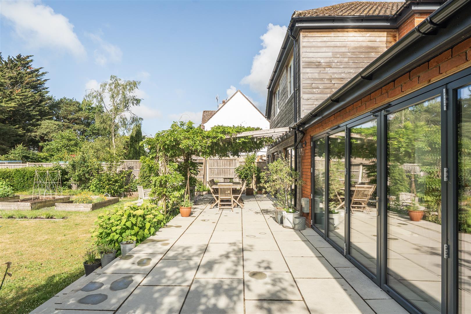 Property Image fe5665a2-d2c6-401a-b7af-c393a9e80997