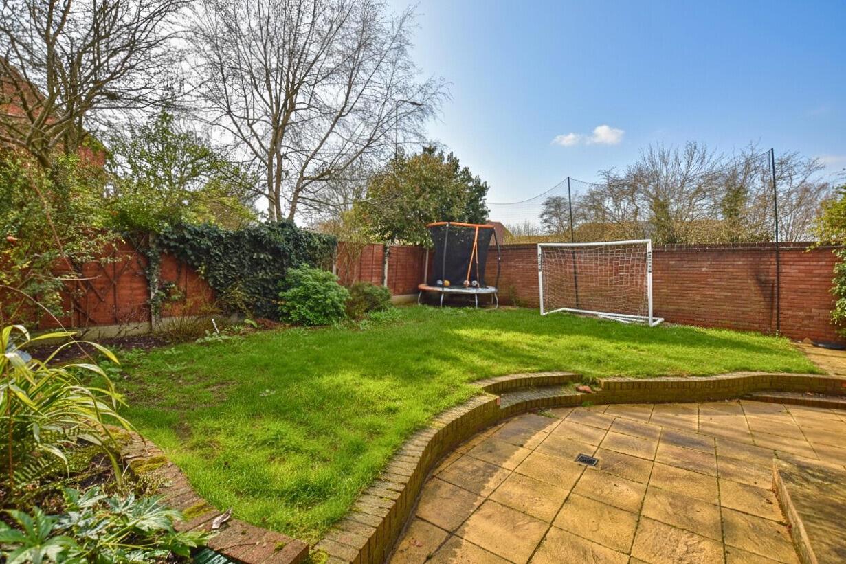 Property Image fe687e7d-843e-4d95-8385-a00e1c421989