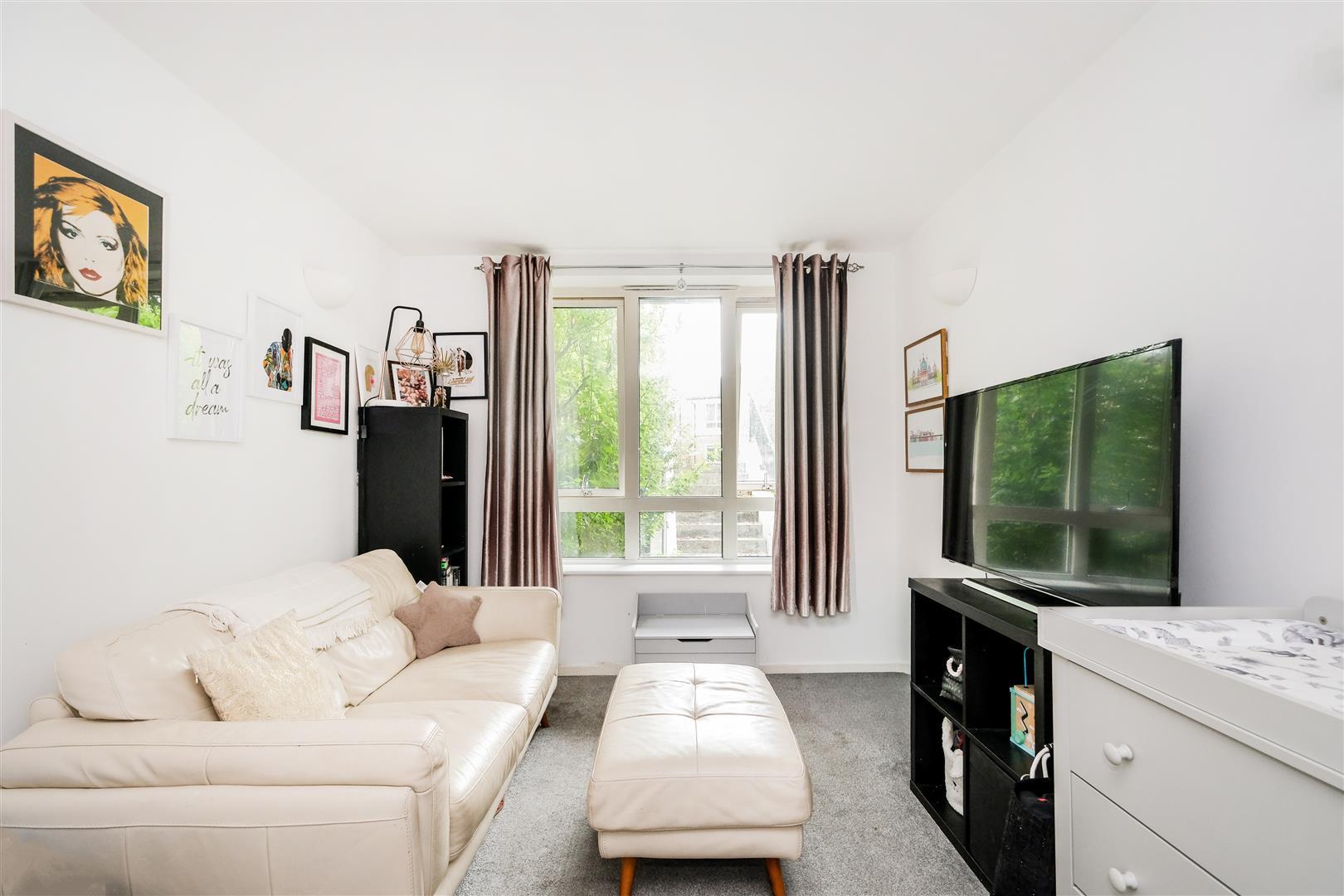 Property Image fe6afc6e-5459-4495-bae8-8f273098d2c4