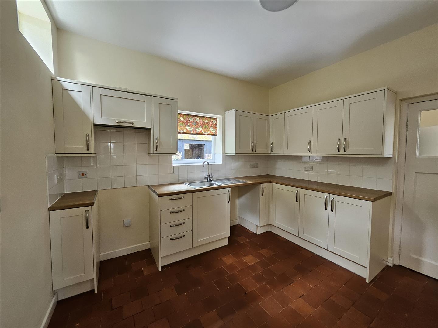 Property Image fe71039e-0b0c-4fa8-8832-1efa4e84f7b6