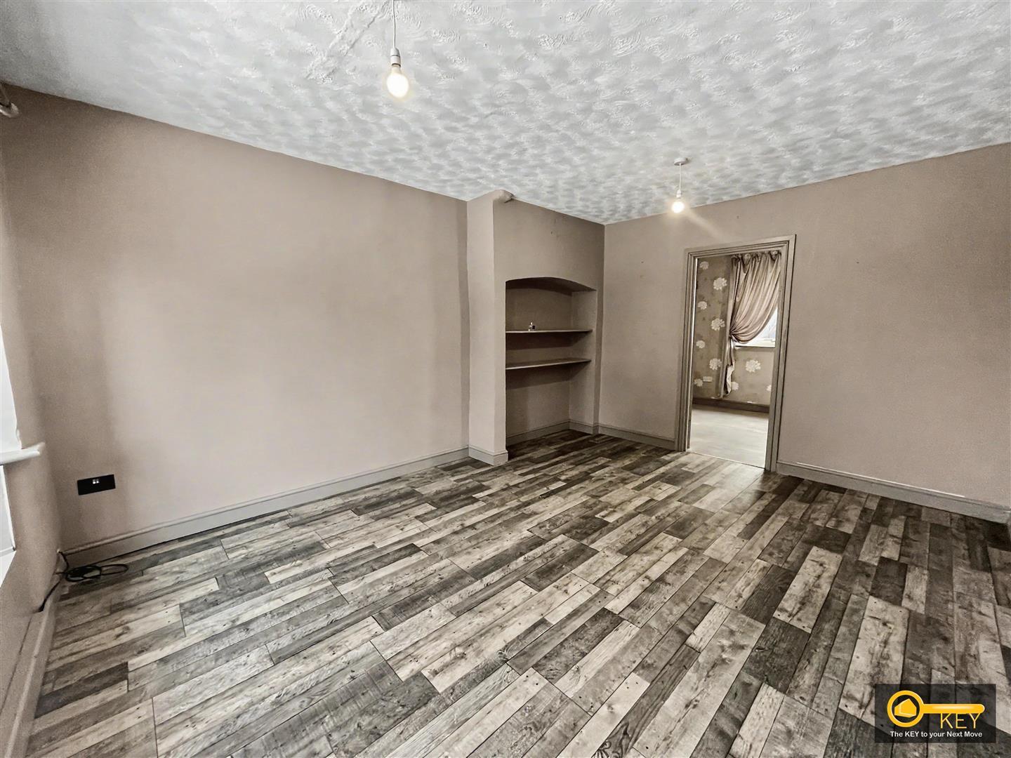 Property Image fe7617ca-e751-482b-9c2b-bb71d6f1e16c