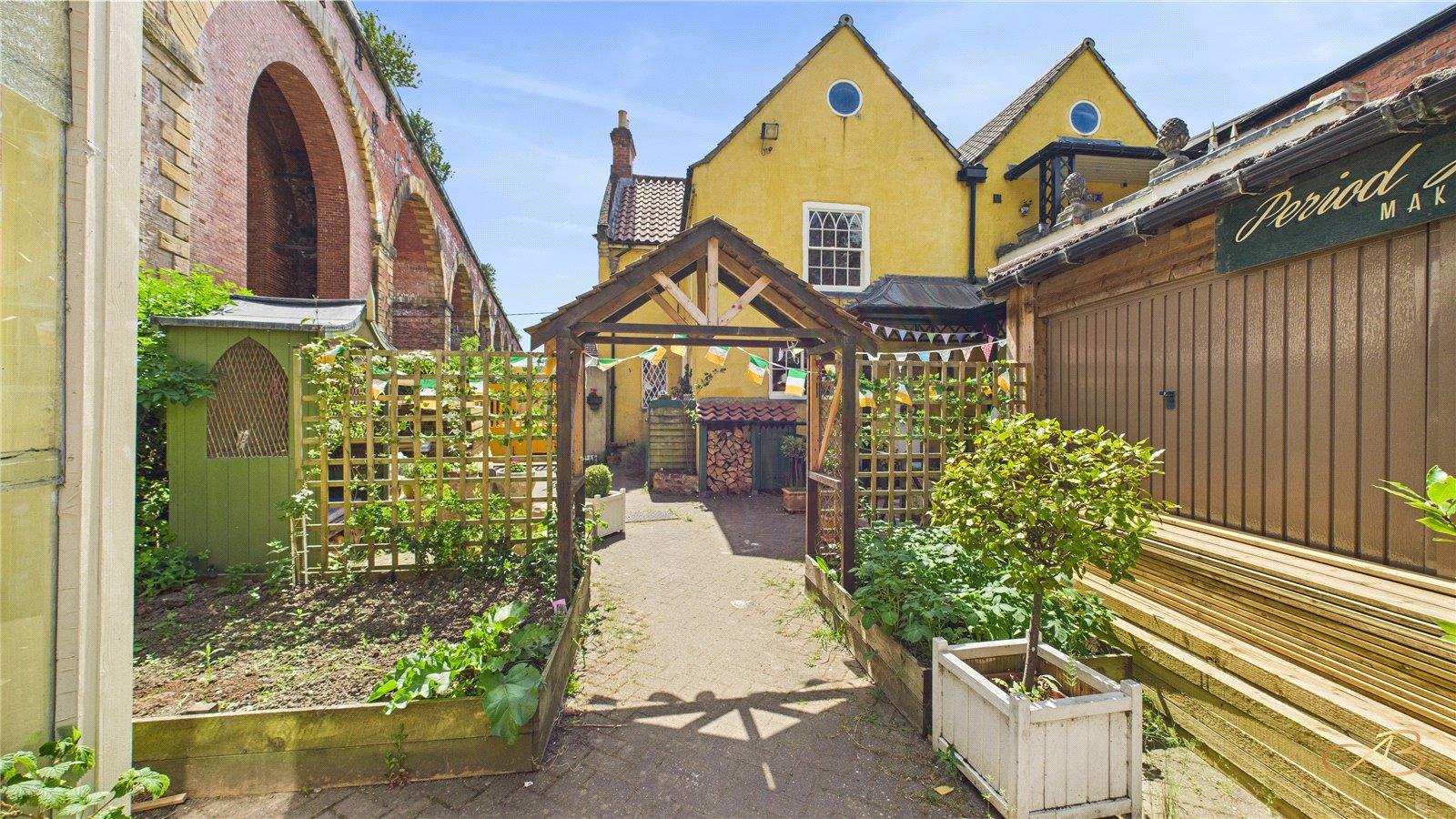 Property Image fe81d2c7-a7ef-490b-810d-c1b5b314be25