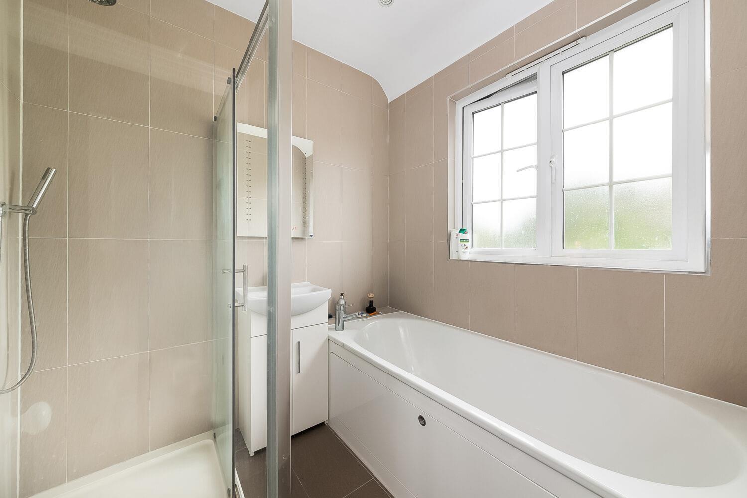 Property Image fe918e66-d877-483f-9fcf-86dbb15eaf4e