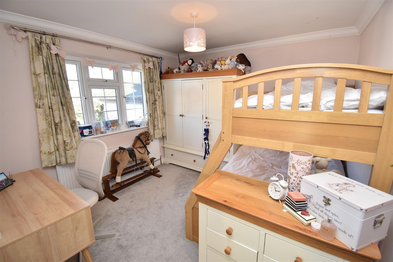 Property Image fe9fc307-ce5d-4cd3-8069-46fc626fcd4c