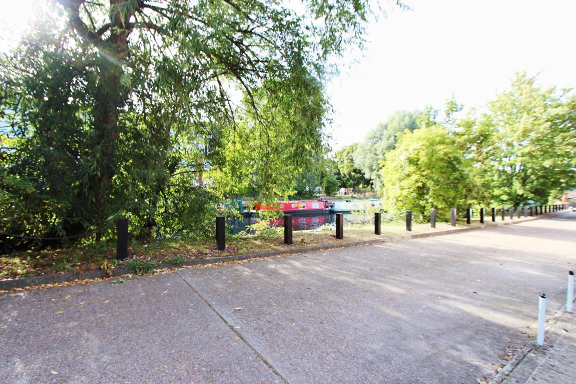 Property Image fedc0fd1-45b4-463a-98d7-547afe00b419