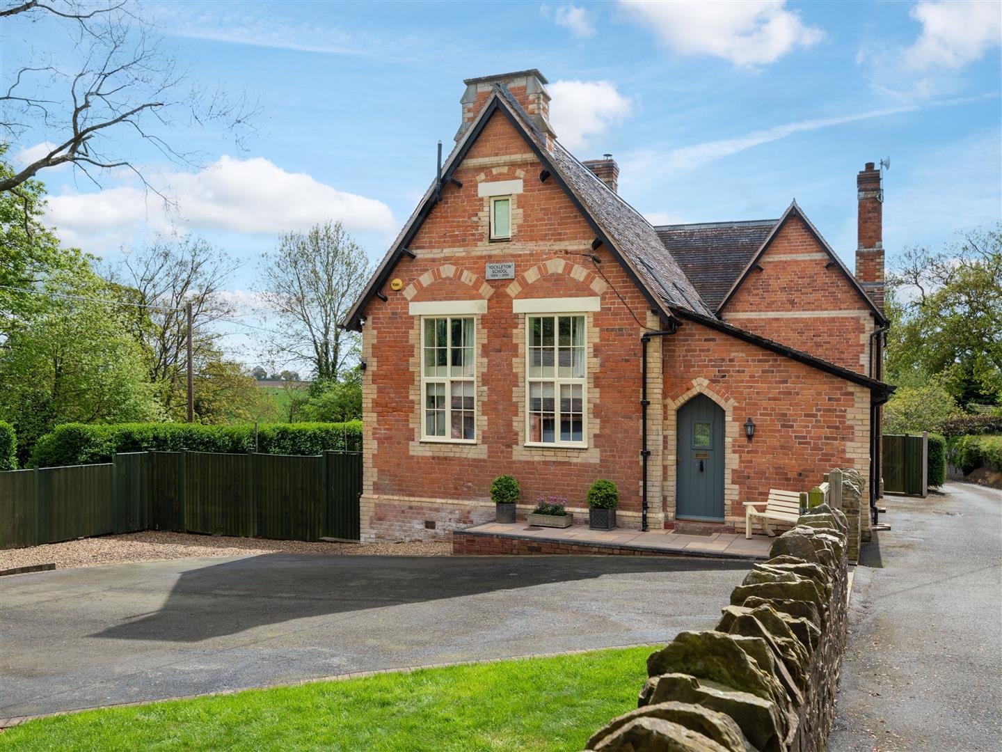 Property Image fee758c1-b6f8-44e8-988c-0c3d1f41f00a