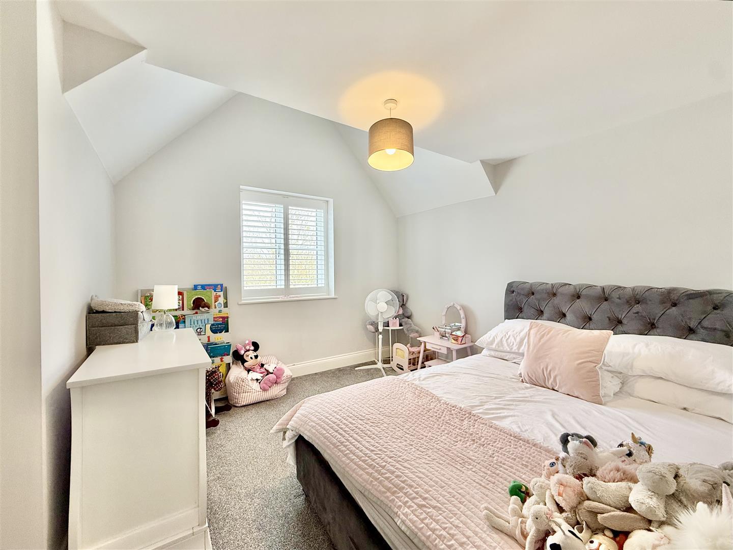 Property Image feefcc14-5b36-4eb6-afab-1fa6cf77907a