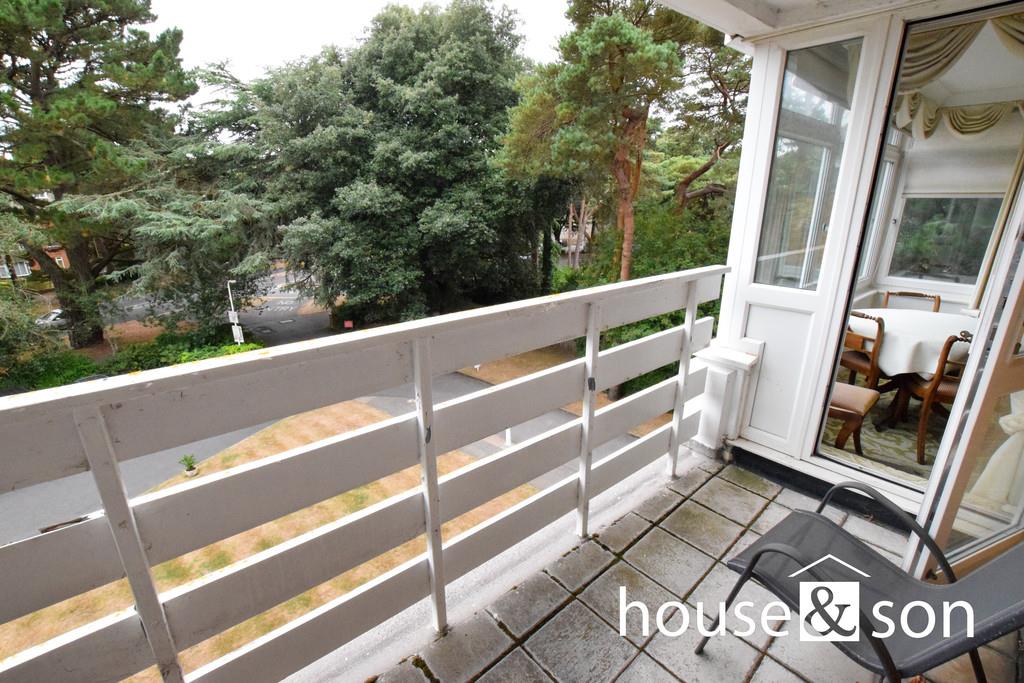 Property Image fef5259f-4dad-40ab-a316-2d7b32e6513a