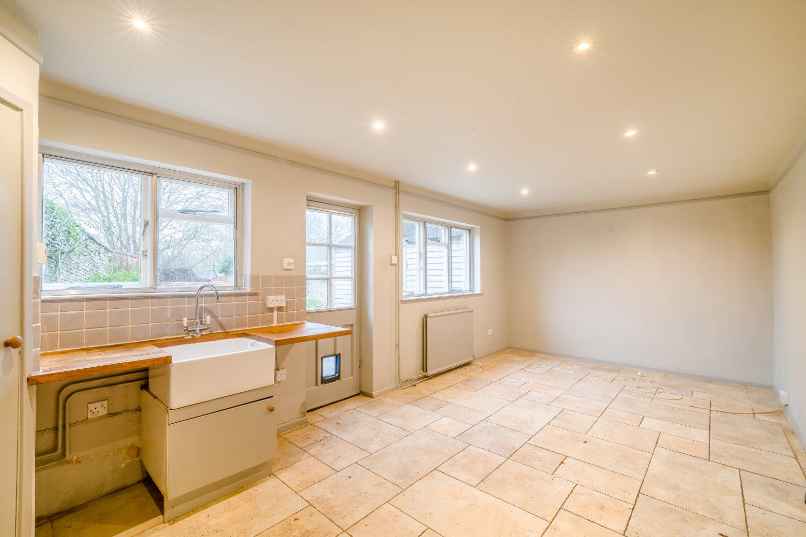 Property Image fef8876e-e7f1-4eba-9990-2a47d825102e