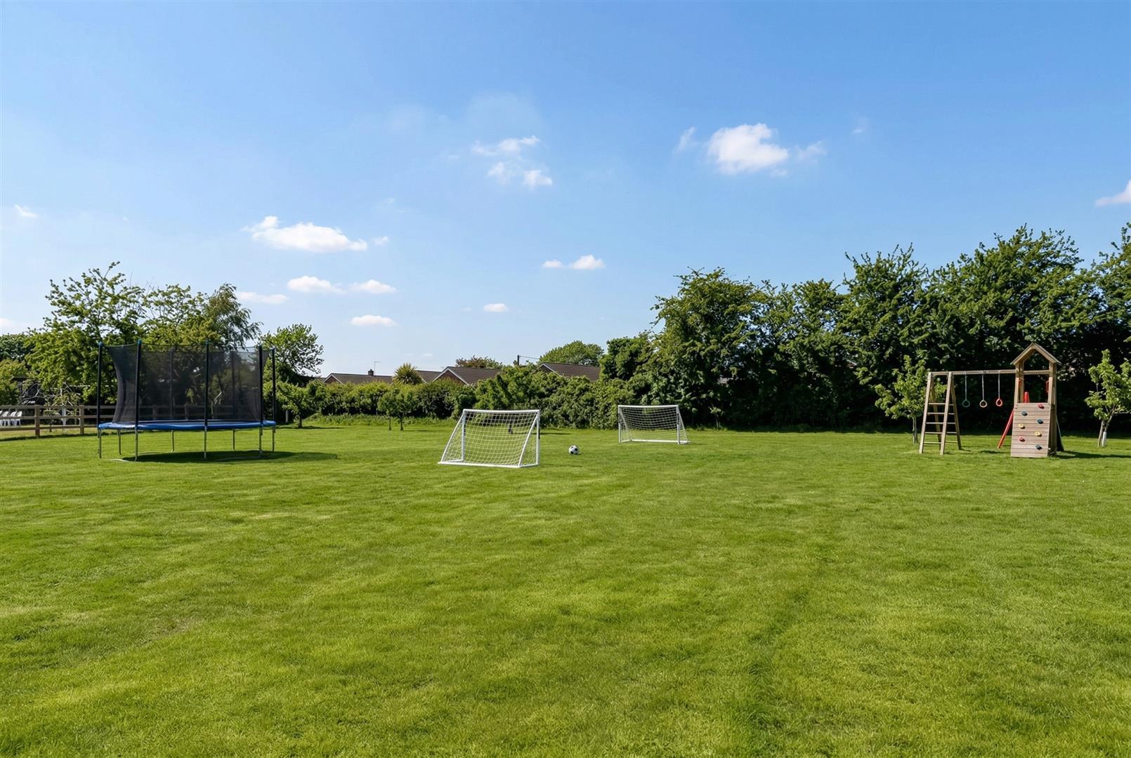 Property Image ff0c6ab8-a694-458d-a6d3-ebb4e07d1464